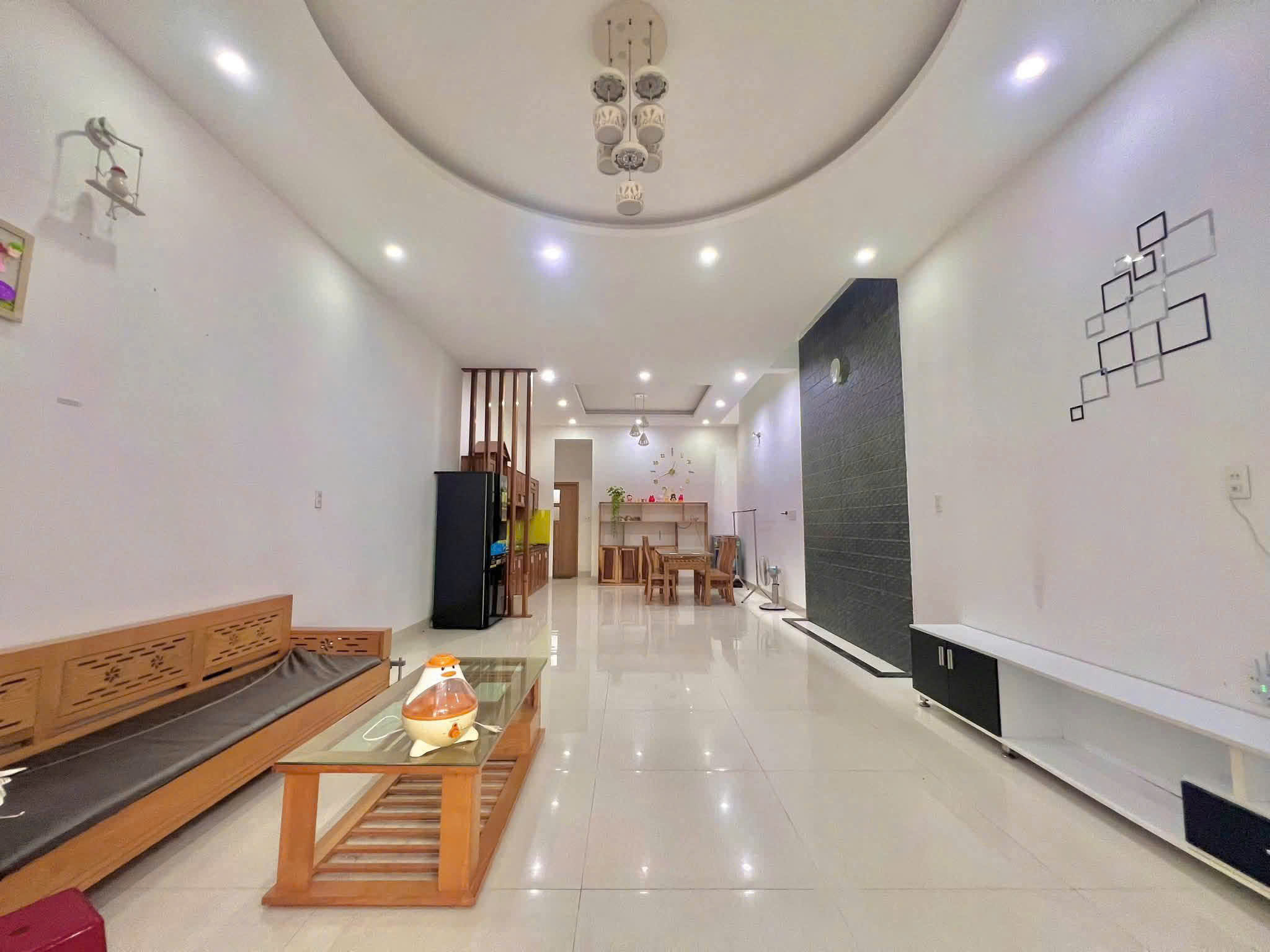 Cho thuê tầng 1 nhà MT Thái văn Lung – Hoà Xuân – Đang cập nhật