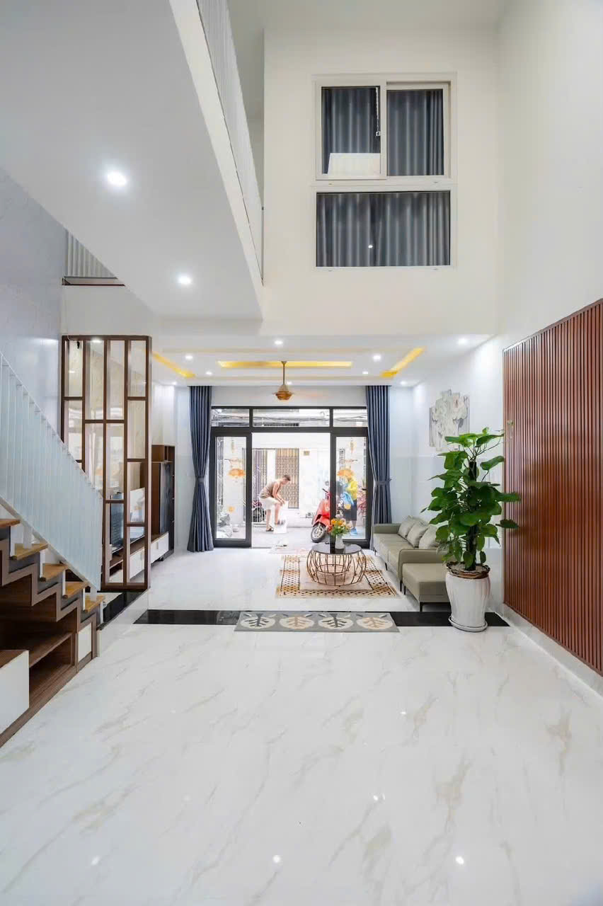 Gồm 3 Phòng Ngủ 3 wc