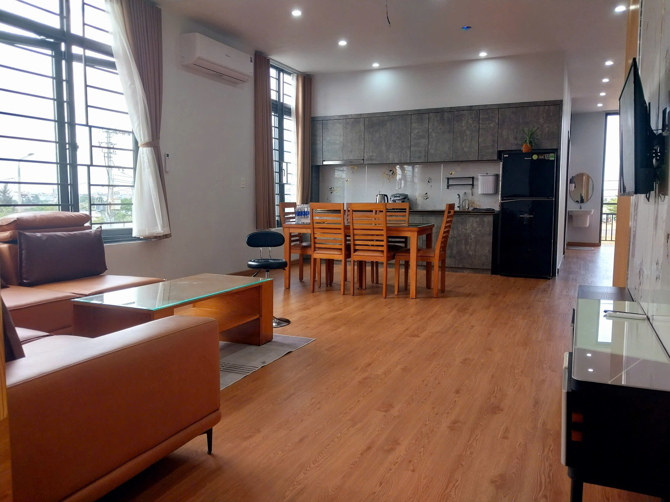 CHO THUÊ NHÀ 2 MẶT TIỀN – KHUÊ ĐÔNG