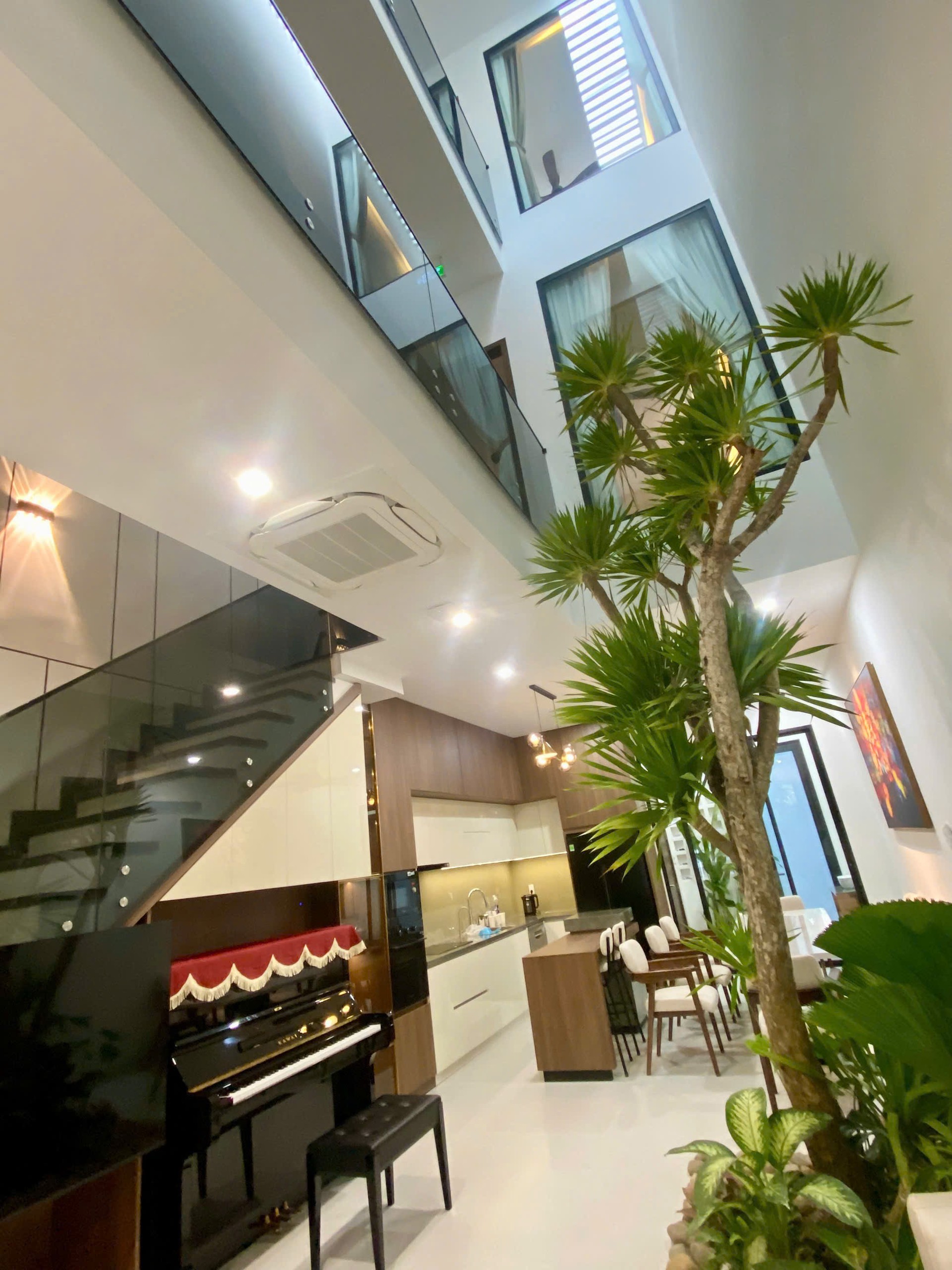 LVCC-CHO THUÊ VILLA NEW KHU NAM VIỆT Á – Đang cập nhật